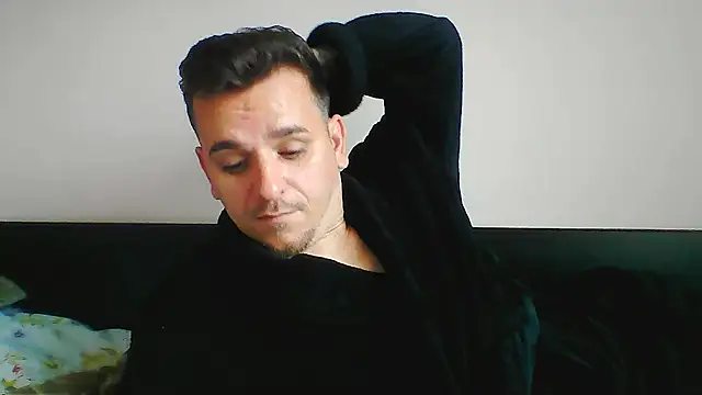 Snapshot of Huge_cock22cm chatting on October 2025 08:24:02 AM Huge cock22cm online show from October 2025 08:24:02 AM