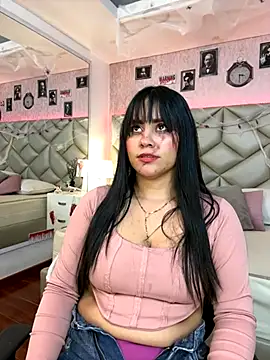 Brenda Garcia online show from October 2025 08:11:02 PM