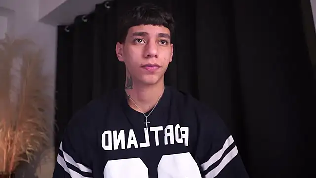 Josep Davies online show from March 2026 12:48:01 AM