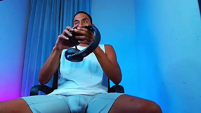 DanteSantoro online show from January 2026 12:05:02 AM