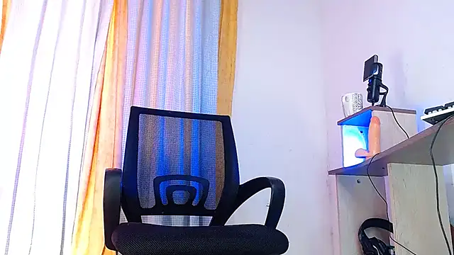 DanteSantoro online show from March 2026 12:31:02 PM