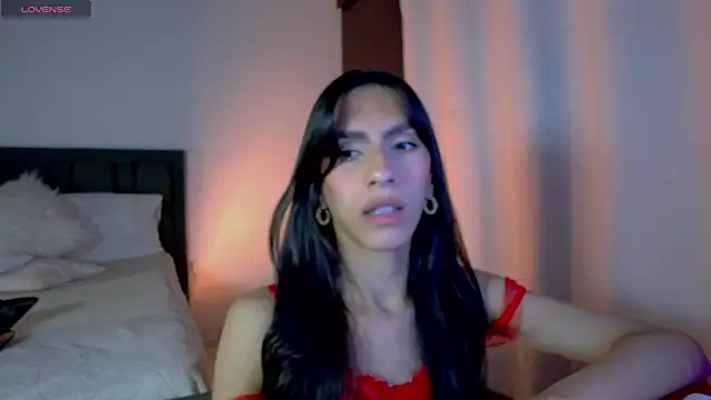AlanaSofiia online show from May 2026 03:28:01 PM
