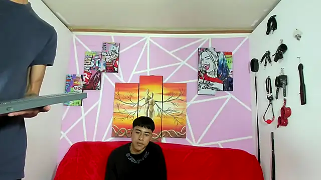 oliverhot2005 online show from January 2025 06:57:02 PM