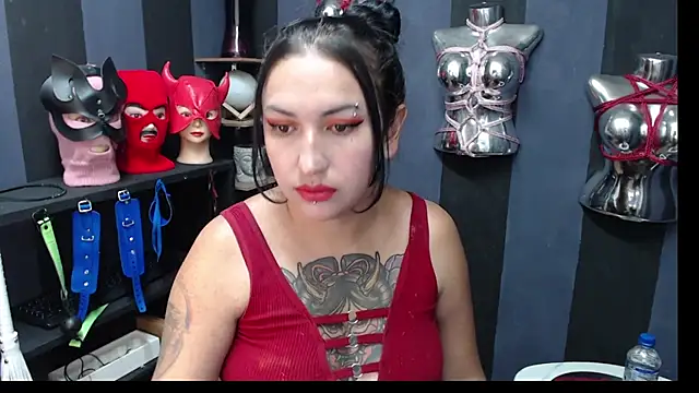 LucyStrike  online show from January 2025 02:53:02 AM