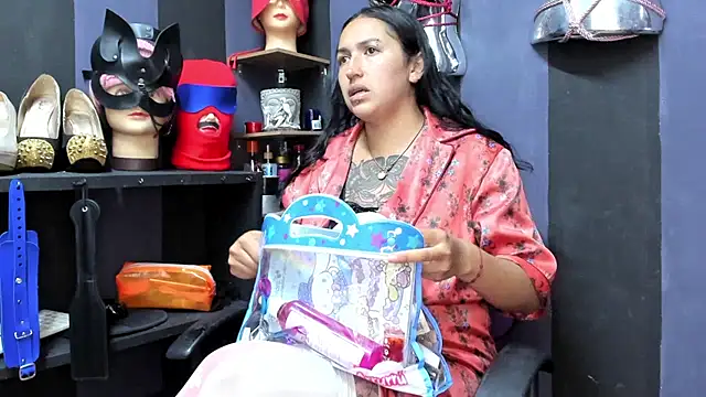 LucyStrike  online show from January 2025 02:58:02 AM