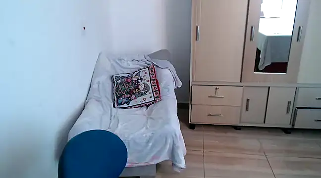 Snapshot of lilisa777 chatting on March 2025 09:25:02 PM lilisa777 online show from March 2025 09:25:02 PM