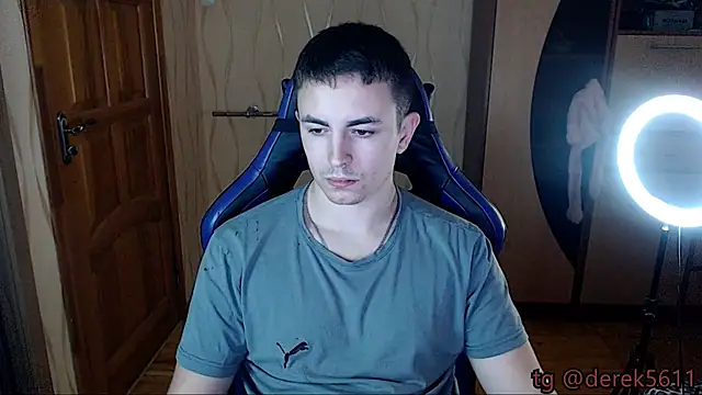 bigmark033 online show from November 2025 04:51:01 PM