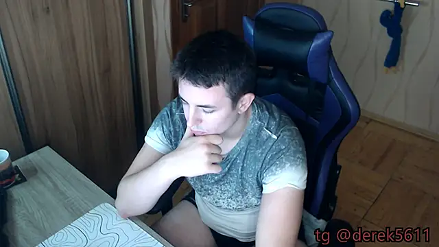 bigmark033 online show from November 2025 04:10:02 PM