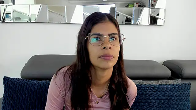 Snapshot of karlina_charlotte1 chatting on March 2025 12:57:02 PM karlina charlotte1 online show from March 2025 12:57:02 PM