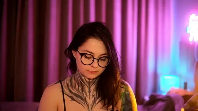 Snapshot of AcidPie chatting on January 2025 11:36:02 PM AcidPie online show from January 2025 11:36:02 PM