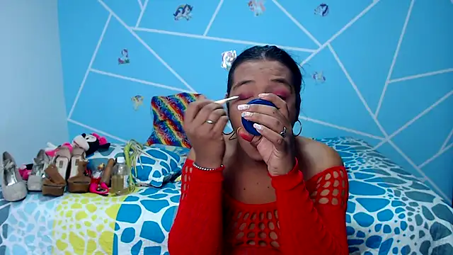 EmilyTsSweet online show from October 2025 01:07:01 PM