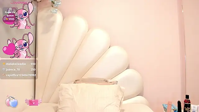 Vicky Freedom online show from December 2024 01:28:02 PM