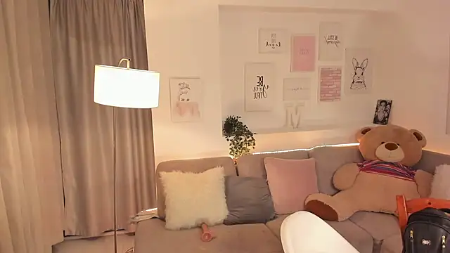 Snapshot of Nicolle_foxy chatting on March 2025 08:10:01 PM Nicolle foxy online show from March 2025 08:10:01 PM