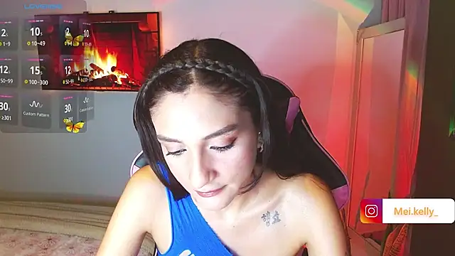 Mei Kelly online show from October 2025 01:28:01 AM