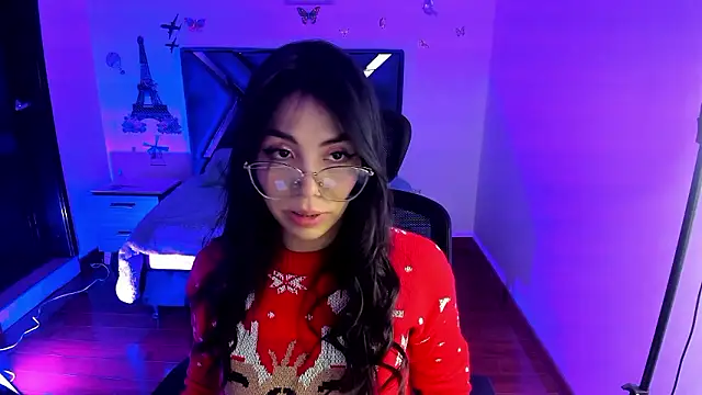 Snapshot of Aylinn_diaz chatting on December 2024 02:02:01 PM Aylinn diaz online show from December 2024 02:02:01 PM