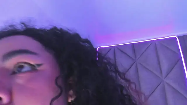 memphiswilliam online show from January 2025 02:43:01 AM