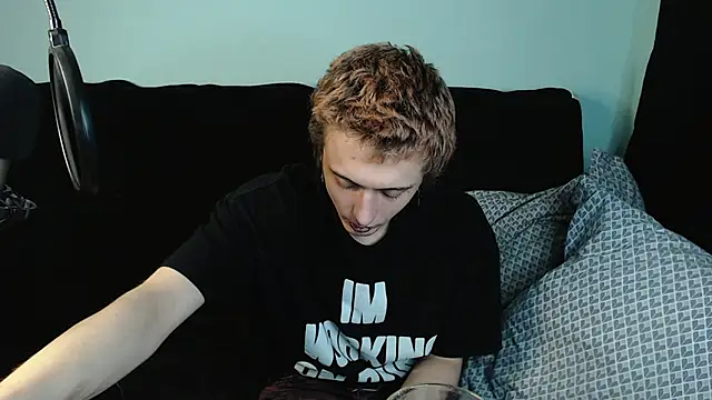 axxxturel online show from December 2024 08:44:01 PM