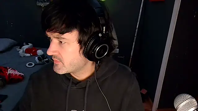 Stix Zadinia online show from December 2025 01:20:01 PM