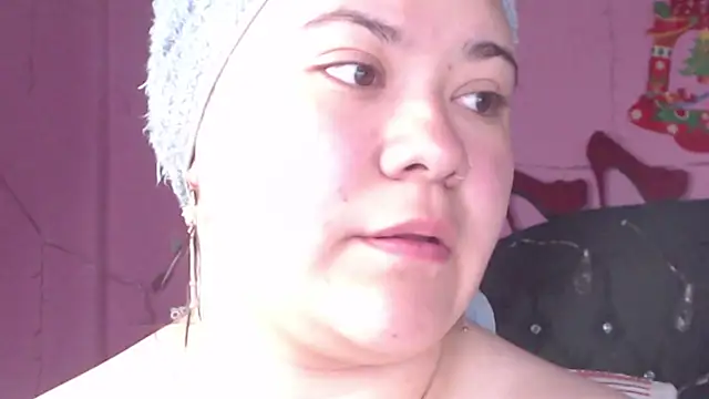 NikkiRous  online show from February 2025 12:28:01 PM