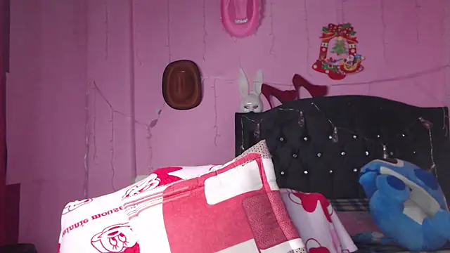 NikkiRous  online show from March 2025 06:54:01 PM