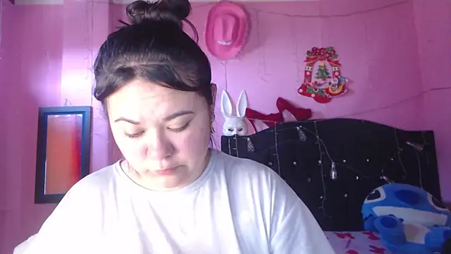 NikkiRous  online show from September 2025 12:39:01 PM