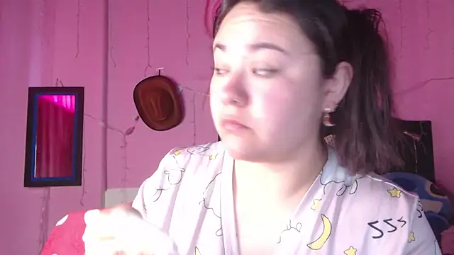 NikkiRous  online show from October 2025 12:38:01 PM