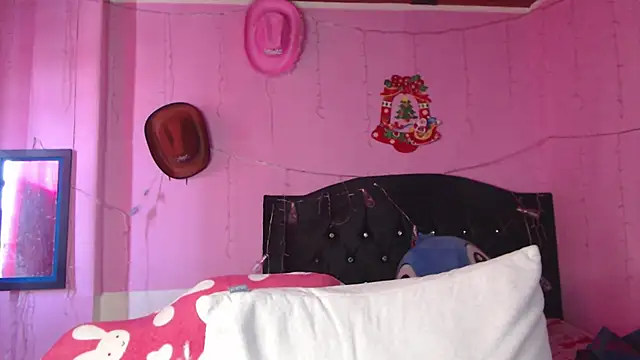 NikkiRous  online show from January 2026 01:58:01 PM