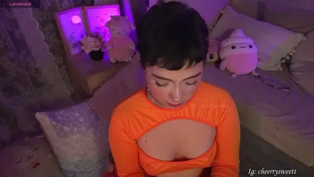 Cheerrysweett online show from March 2026 02:44:01 AM