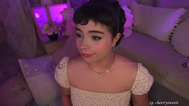 Cheerrysweett online show from April 2026 11:33:02 PM