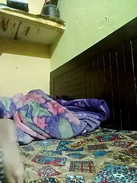 Im Cute online show from December 2024 09:58:01 PM