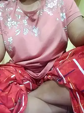 Im Cute online show from February 2025 07:16:02 PM