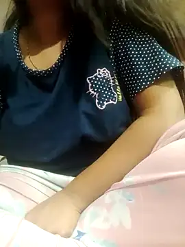 Im Cute online show from March 2025 07:14:01 PM