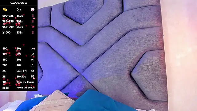 Snapshot of AilishBenson chatting on October 2025 07:51:01 PM AilishBenson online show from October 2025 07:51:01 PM