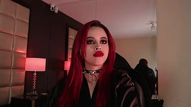 Snapshot of EvaaFoxxy1 chatting on February 2025 06:04:02 PM EvaaFoxxy1 online show from February 2025 06:04:02 PM