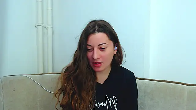 Helen Adams  online show from December 2024 07:39:02 AM