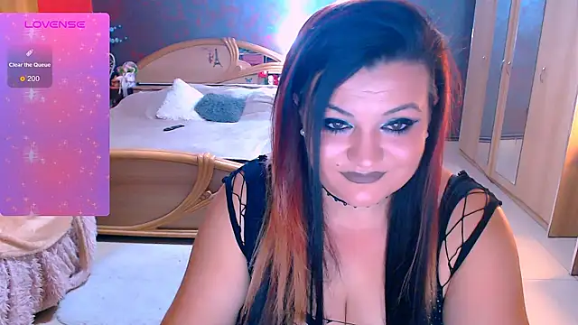 Ariellefoxy online show from October 2025 06:19:01 PM
