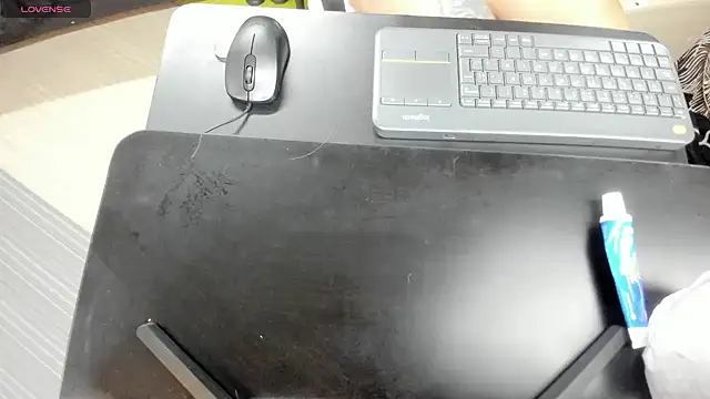 Anhell7 x online show from February 2025 07:48:02 PM