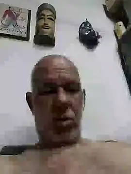 FabiQuilmes online show from February 2025 12:37:01 PM