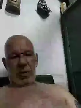 FabiQuilmes online show from February 2025 11:37:02 PM