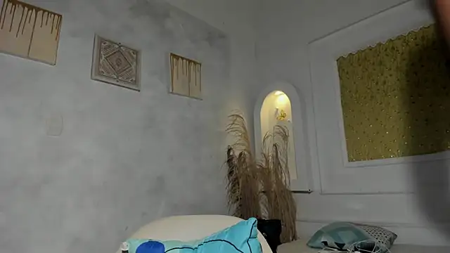 Tahira 21  online show from October 2025 07:22:01 PM