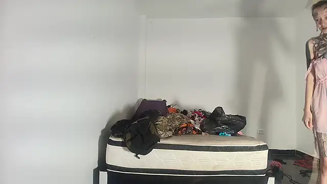 Snapshot of barbara_anal_squirt_ chatting on June 2026 12:22:01 PM barbara anal squirt online show from June 2026 12:22:01 PM