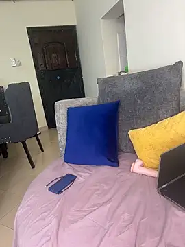 CarlaBeckky online show from October 2025 05:41:01 AM