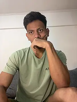 bbchocolate27 online show from April 2026 10:42:02 PM