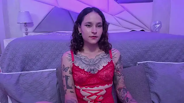 Snapshot of AnnyThompson_ chatting on December 2024 02:31:02 AM AnnyThompson online show from December 2024 02:31:02 AM