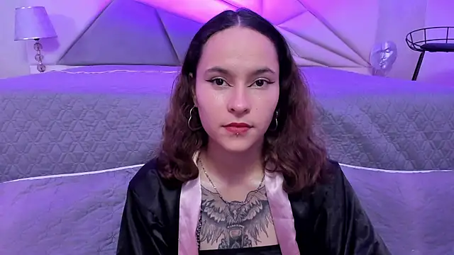 Snapshot of AnnyThompson_ chatting on January 2025 07:49:01 PM AnnyThompson online show from January 2025 07:49:01 PM