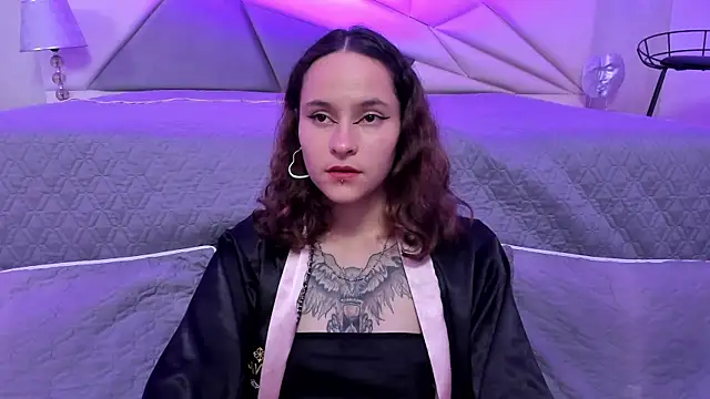 Snapshot of AnnyThompson_ chatting on January 2025 11:02:02 PM AnnyThompson online show from January 2025 11:02:02 PM