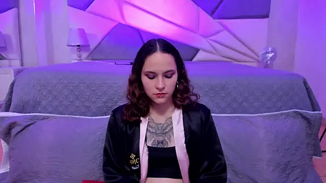 Snapshot of AnnyThompson_ chatting on February 2025 09:29:01 PM AnnyThompson online show from February 2025 09:29:01 PM