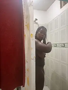 keilysofia online show from October 2025 05:03:02 PM