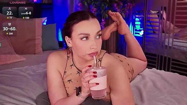 LunaNight online show from January 2025 03:01:01 AM