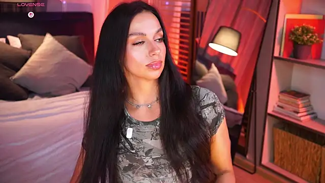 LunaNight online show from July 2026 02:05:17 AM